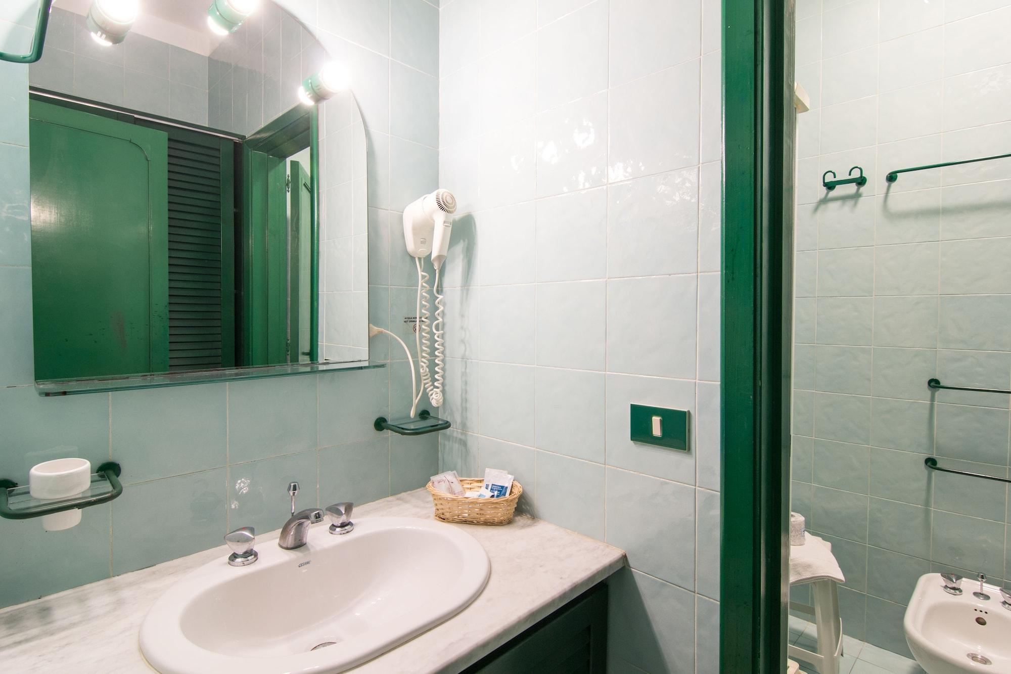 Calampiso Resort 4*