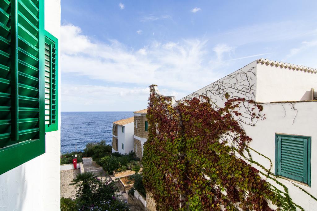 Calampiso Resort 4*