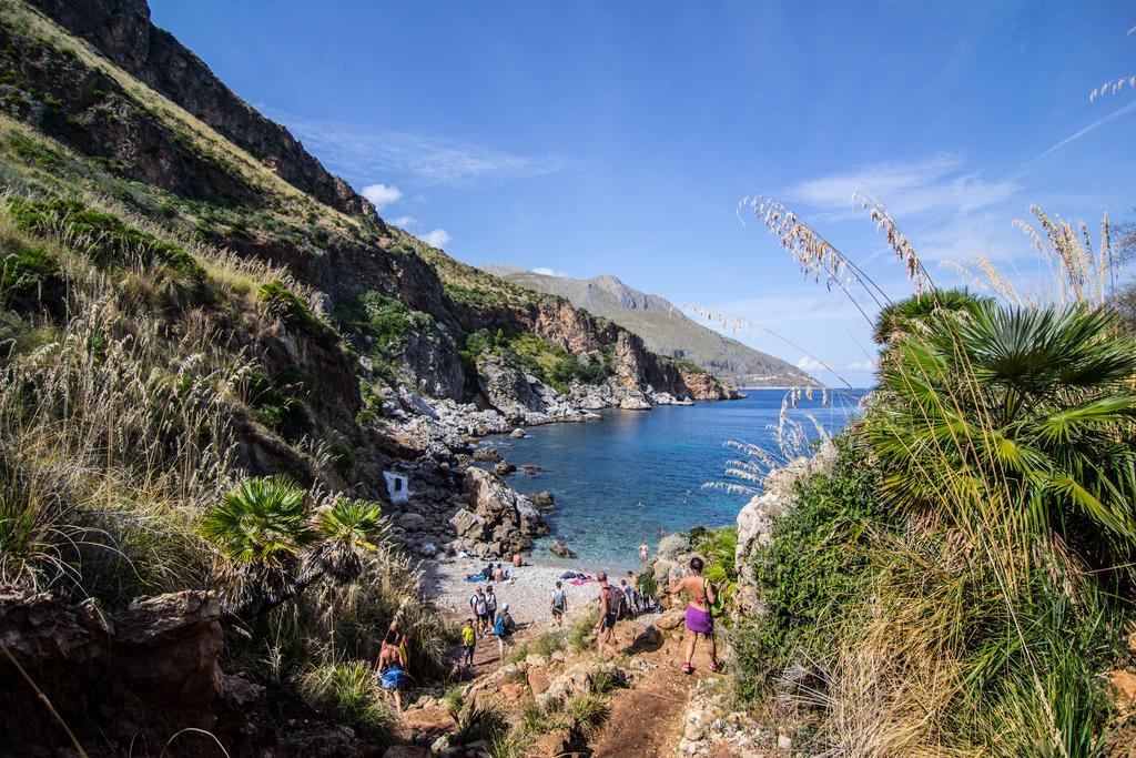 Resort Calampiso 4*